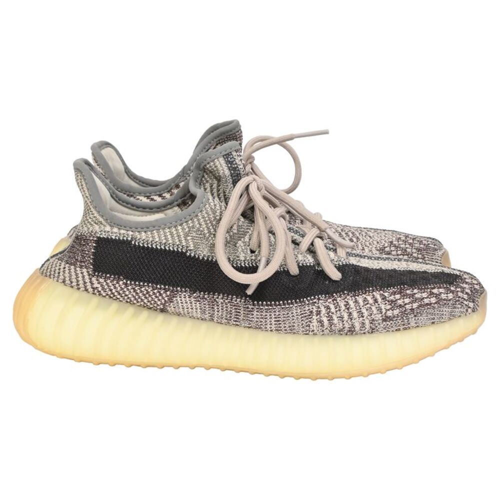 Adidas x Yeezy Boost 350 V2 Sneakers in Zyon Cotton